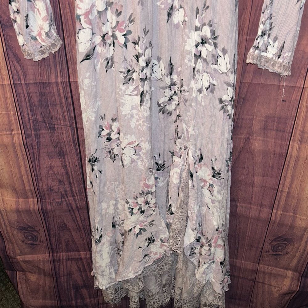 Daydreamer White and Gray Asymmetrical Ruffled Wrap Dress - Picture 5 of 8